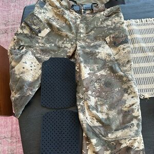 Cabelas Instinct Glassing Pant